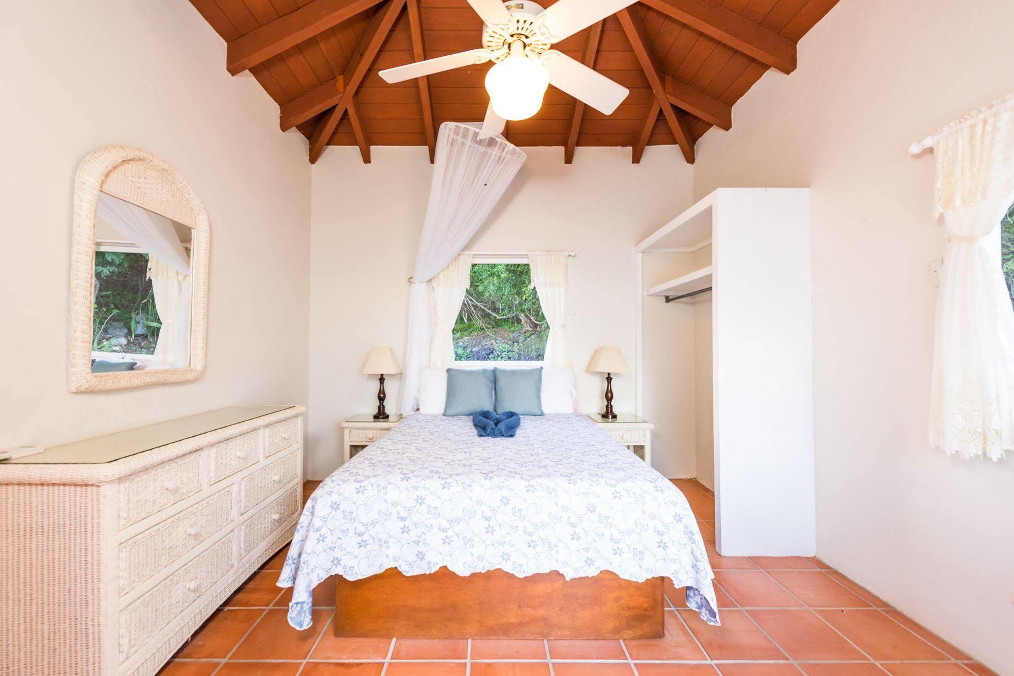 White Bay Villas And Beach Club Jost Van Dyke Exteriör bild